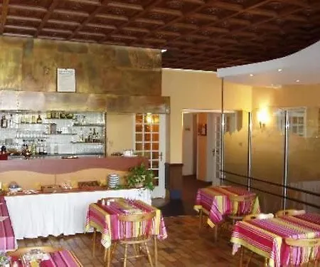 Отель Restaurant Des Lys Ле-Кото