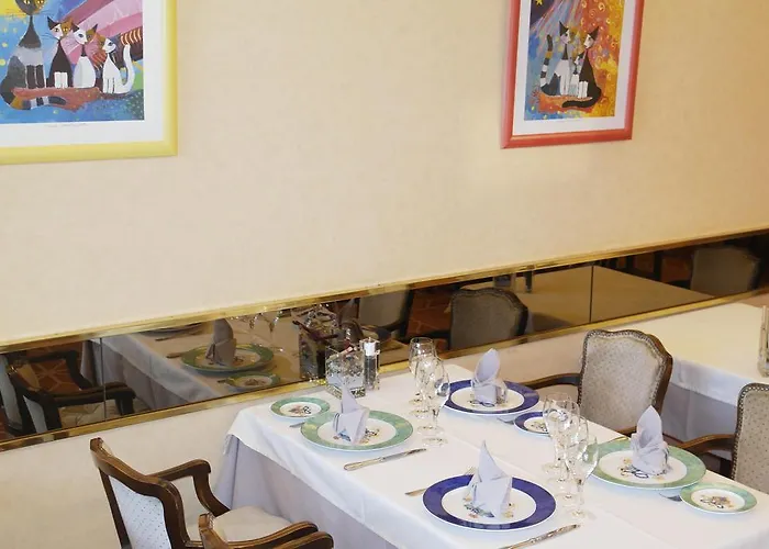 Restaurant Des Lys Отель 3*